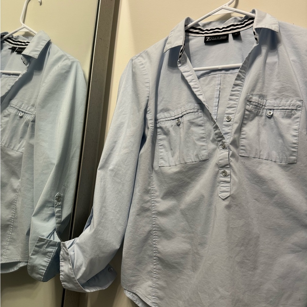 7th Avenue Design Studio New York & Company Blue Button Shirt Career sz Medium